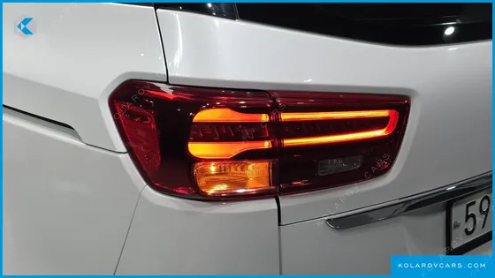KIA CARNIVAL 9-SEATER NOBLESSE SPECIAL