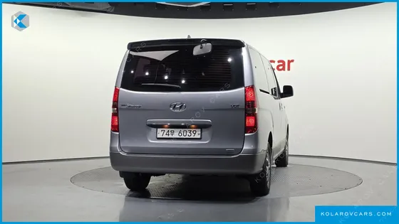 HYUNDAI STAREX 4WD 12-SEATER WAGON