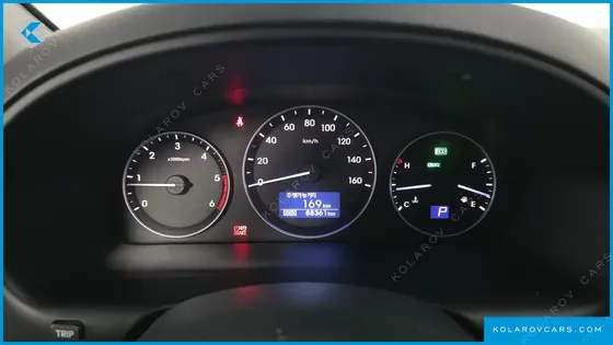 HYUNDAI STAREX 4WD 12-SEATER WAGON