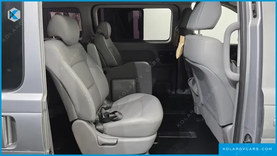 HYUNDAI STAREX 4WD 12-SEATER WAGON