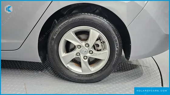 HYUNDAI ELANTRA (AVANTE) 1.6 VGT SMART