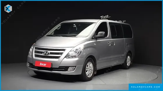 HYUNDAI STAREX 5-SEATER VAN
