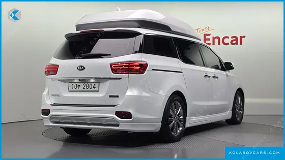 KIA CARNIVAL 9-SEATER HI-LIMOUSINE