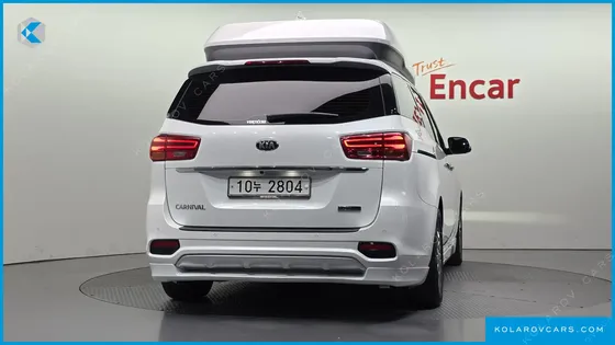 KIA CARNIVAL 9-SEATER HI-LIMOUSINE