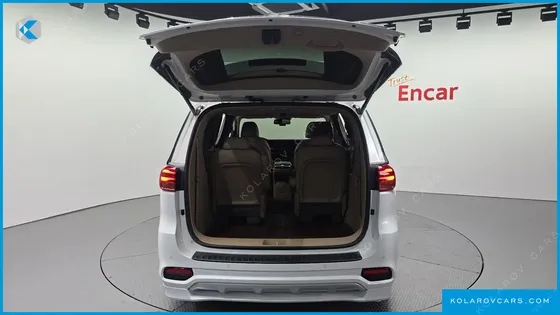 KIA CARNIVAL 9-SEATER HI-LIMOUSINE