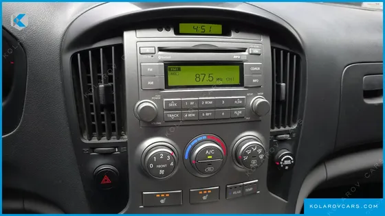 HYUNDAI STAREX 11-SEATER WAGON