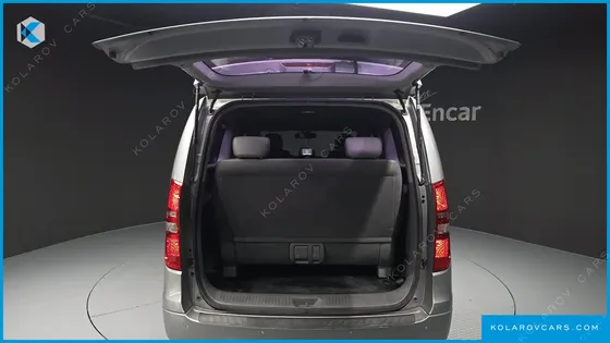 HYUNDAI STAREX 11-SEATER WAGON