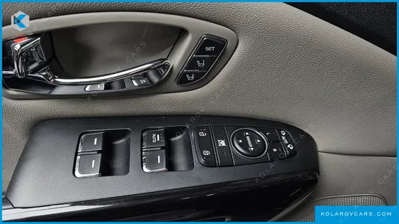 KIA CARNIVAL 9-SEATER NOBLESSE SPECIAL