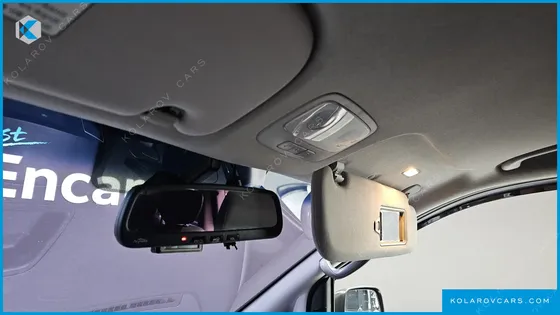 HYUNDAI STAREX 4WD 11-SEATER WAGON