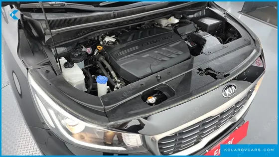 KIA CARNIVAL 9-SEATER PRSTIGE