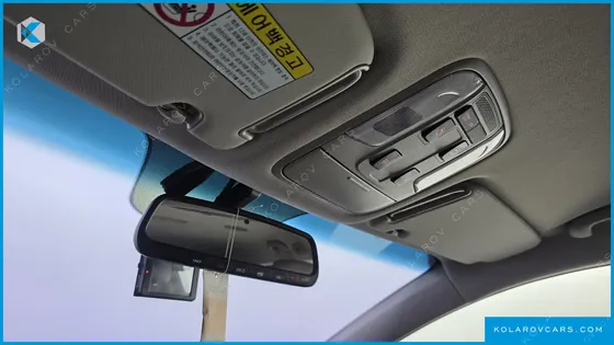 KIA CARNIVAL 9-SEATER PRSTIGE