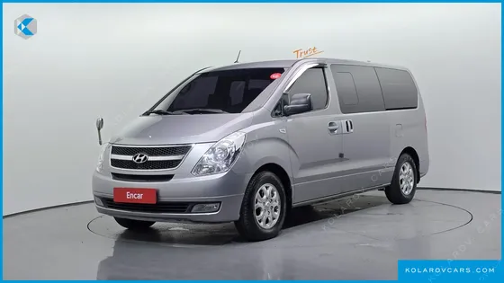 HYUNDAI STAREX 5-SEATER VAN