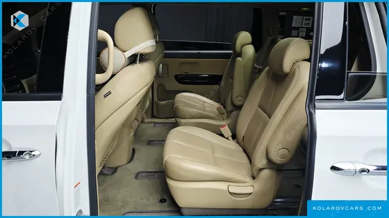 KIA CARNIVAL 9-SEATER NOBLESSE SPECIAL