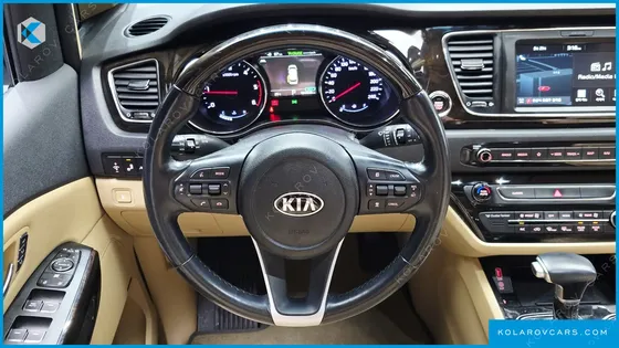 KIA CARNIVAL 9-SEATER NOBLESSE SPECIAL