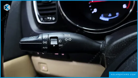 KIA CARNIVAL 9-SEATER NOBLESSE SPECIAL