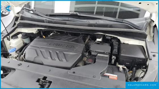 KIA CARNIVAL 11-SEATER PRESTIGE