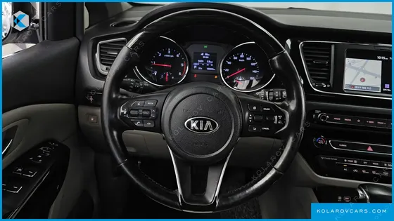 KIA CARNIVAL 11-SEATER PRESTIGE