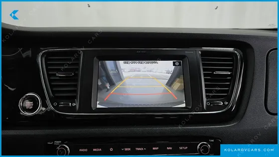 KIA CARNIVAL 11-SEATER PRESTIGE