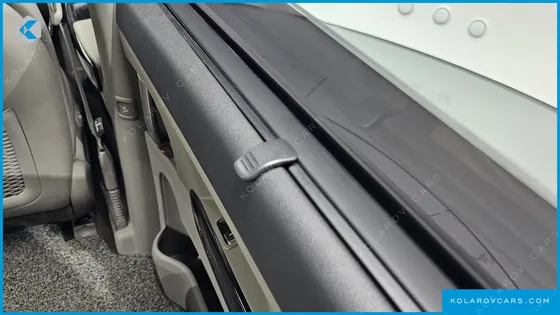 KIA CARNIVAL 9-SEATER NOBLESSE SPECIAL