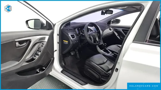 HYUNDAI ELANTRA (AVANTE) 1.6 GDI SMART