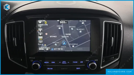 HYUNDAI STAREX 5-SEATER VAN