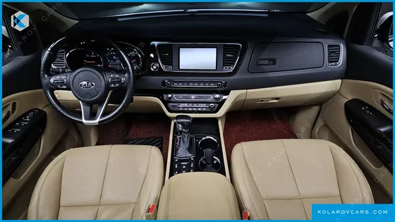 KIA CARNIVAL 9-SEATER NOBLESSE SPECIAL