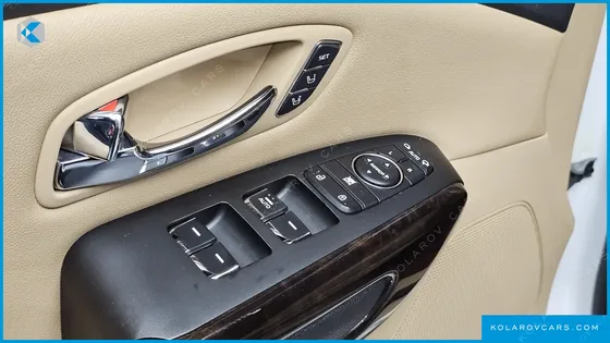 KIA CARNIVAL 9-SEATER NOBLESSE SPECIAL