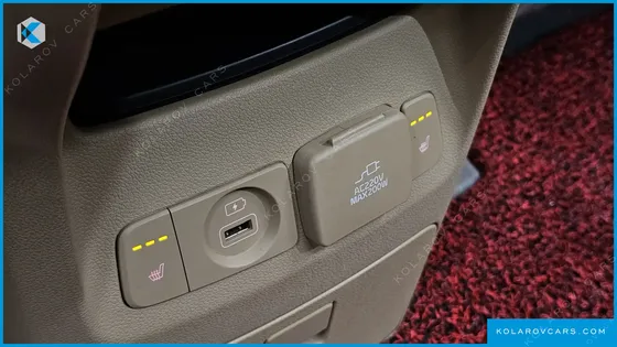 KIA CARNIVAL 9-SEATER NOBLESSE SPECIAL