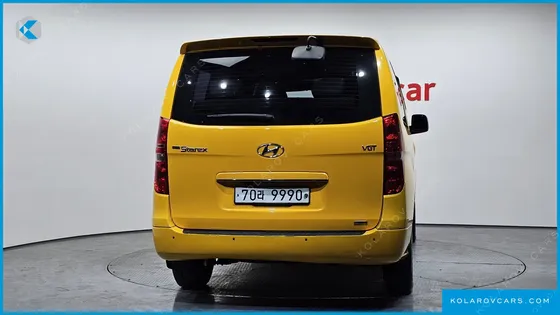 HYUNDAI STAREX 4WD 12-SEATER WAGON