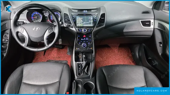 HYUNDAI ELANTRA (AVANTE) 1.6 GDI SMART