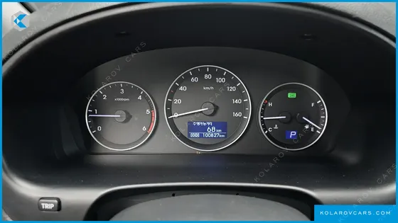 HYUNDAI STAREX 12-SEATER WAGON