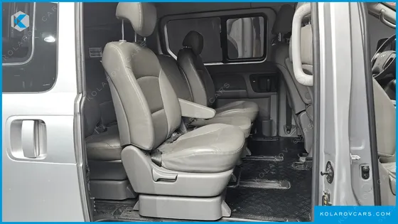 HYUNDAI STAREX 12-SEATER WAGON