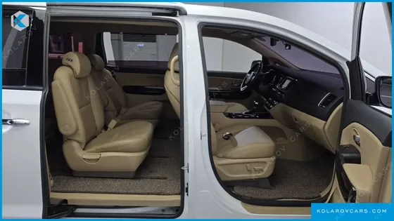 KIA CARNIVAL 9-SEATER PRSTIGE