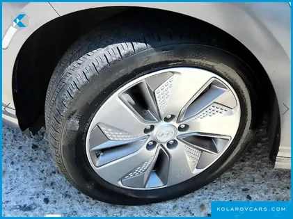 HYUNDAI KONA MODREN