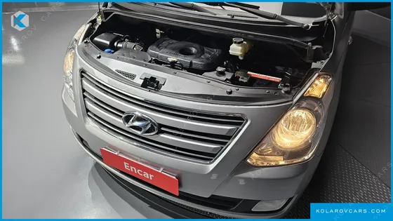 HYUNDAI STAREX 12-SEATER WAGON