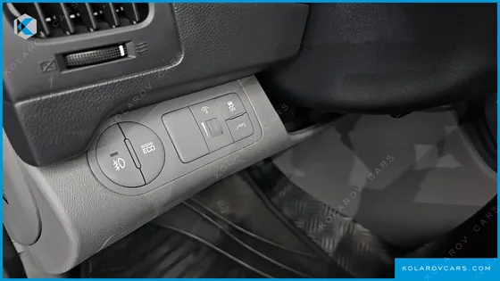 HYUNDAI STAREX 12-SEATER WAGON