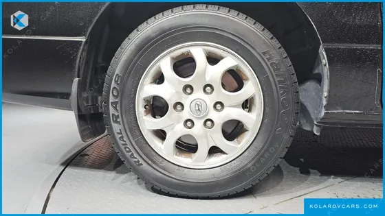 HYUNDAI STAREX 3-SEATER VAN