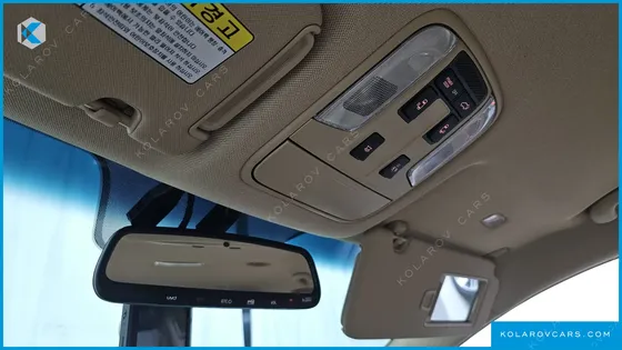 KIA CARNIVAL 7-SEATER LIMOUSINE