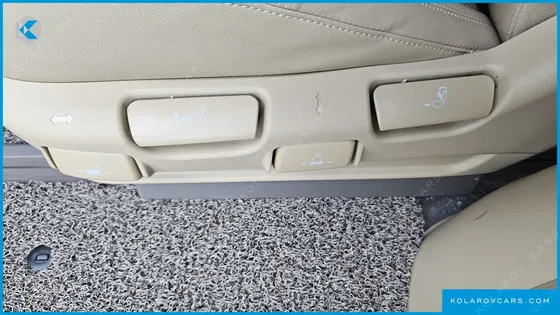 KIA CARNIVAL 7-SEATER LIMOUSINE
