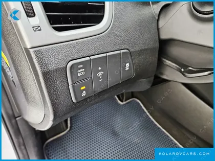 HYUNDAI ELANTRA (AVANTE) 1.6 GDI SMART