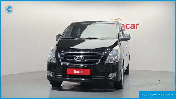HYUNDAI STAREX 5-SEATER VAN