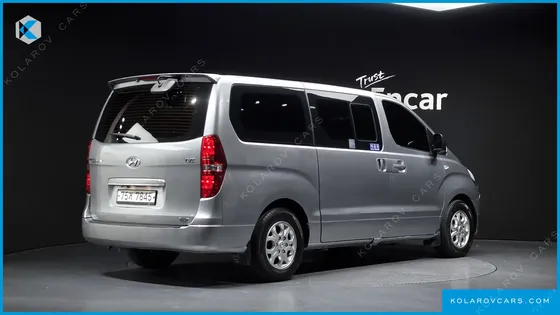 HYUNDAI STAREX 12-SEATER WAGON