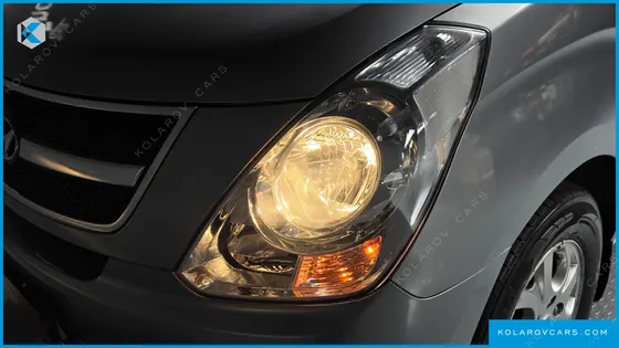 HYUNDAI STAREX 12-SEATER WAGON