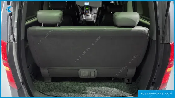 HYUNDAI STAREX 12-SEATER WAGON