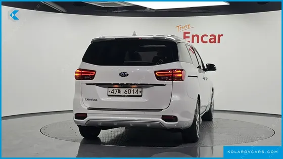 KIA CARNIVAL 9-SEATER NOBLESSE SPECIAL