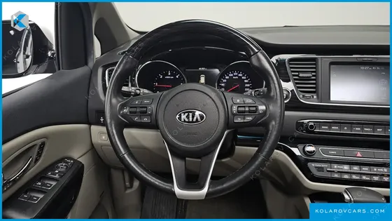 KIA CARNIVAL 9-SEATER NOBLESSE SPECIAL