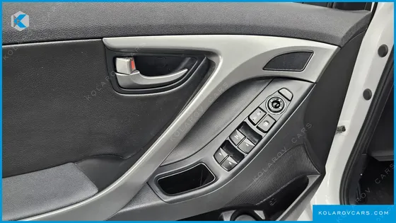 HYUNDAI ELANTRA (AVANTE) 1.6 GDI SMART