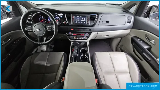 KIA CARNIVAL 8-SEATER EXPORT