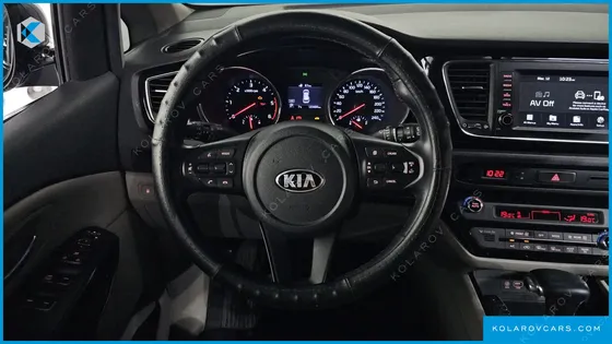 KIA CARNIVAL 8-SEATER EXPORT