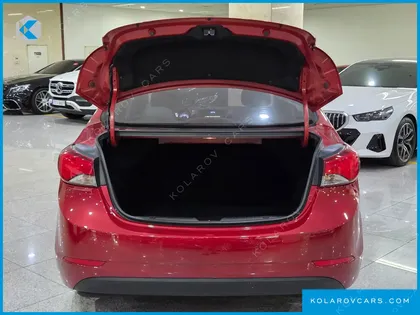 HYUNDAI ELANTRA (AVANTE) 1.6 GDI SMART